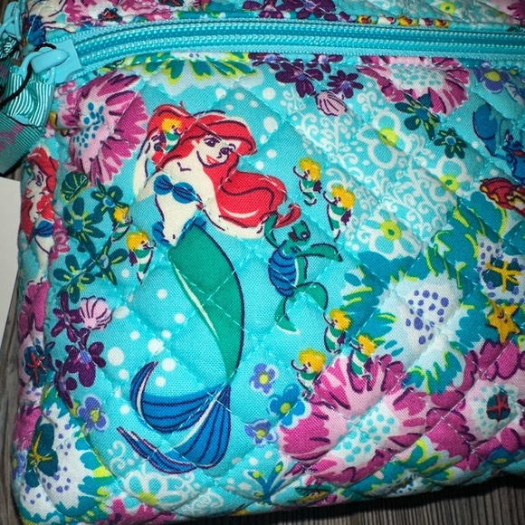 💜 SOLD 💜 NWT Vera Bradley x Little Mermaid Crossbody Bag - Picture 3 of 9